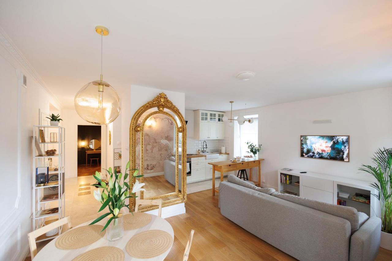 Maison Bruehl - Apartamenty Przy Ogrodzie Saskim Varşovia Exterior foto