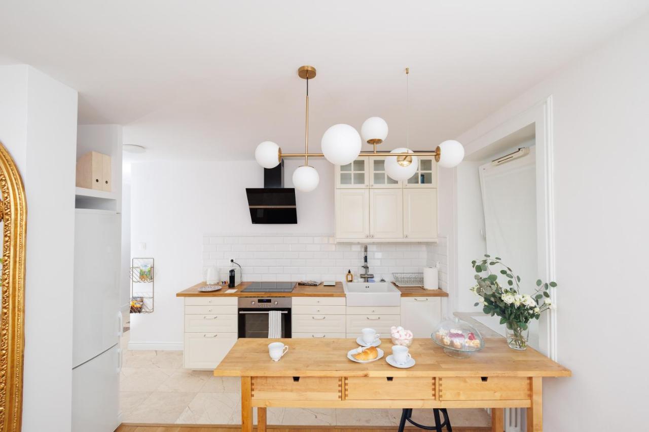 Maison Bruehl - Apartamenty Przy Ogrodzie Saskim Varşovia Exterior foto