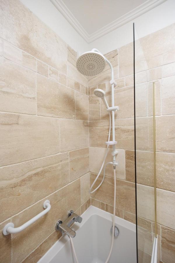Maison Bruehl - Apartamenty Przy Ogrodzie Saskim Varşovia Exterior foto